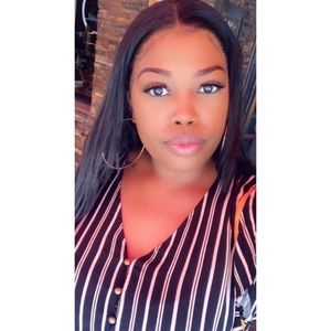 Meet your Posher, Carreon